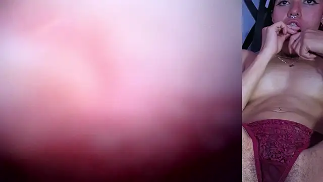 stephania_t Adlı Modelin Canlı XXX Sohbeti