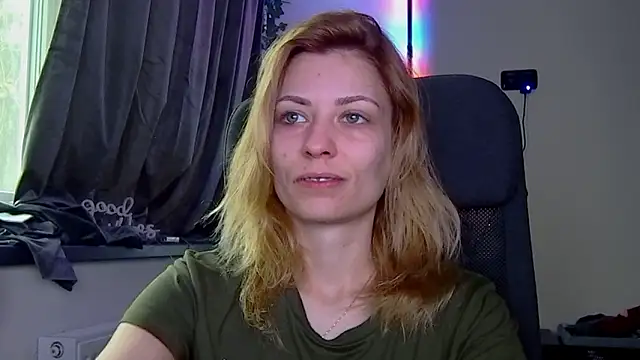 karo123421 – Live XXX-chat