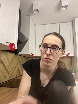 MartiniiSelenna Adlı Modelin Canlı XXX Sohbeti