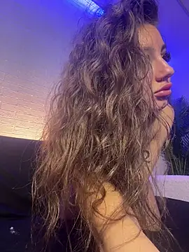 AnnastasiaJune's Live XXX Chat