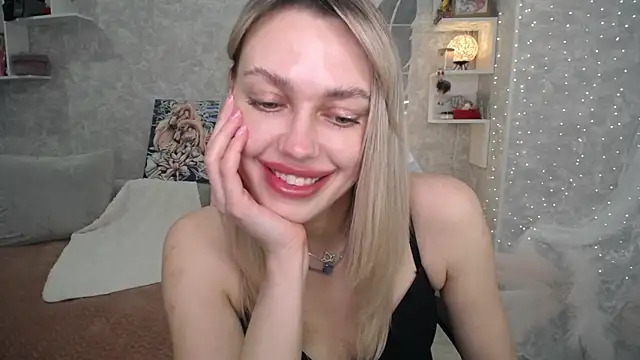 NickyAdamidi's Live XXX Chat