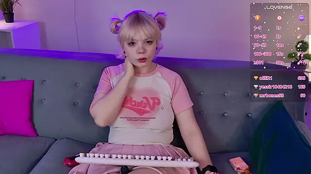 Онлайн чат XXX Waifu_Ketrin