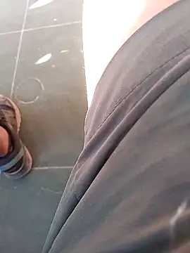 Dannydy2015 在線直播表演