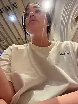 Živý XXX chat KiraSunshine