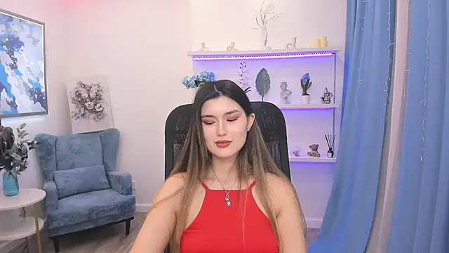 AnneTLi Adlı Modelin Canlı XXX Sohbeti