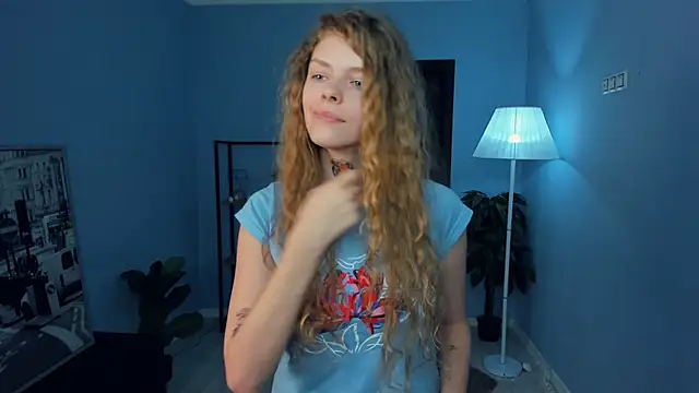 Chatroom XXX en direct de RayaNenlia