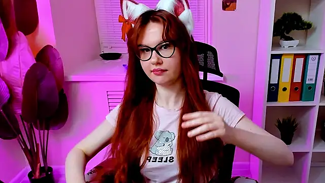 CarolGiggly's Live XXX Chat