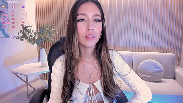 TaraLawrence Live XXX Chat