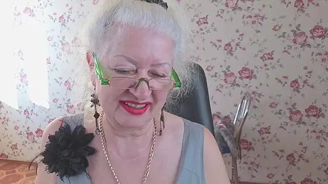 Maya_Mayflower's Webcam Show