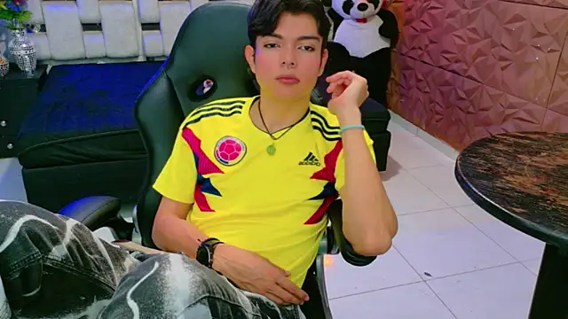 alandelrey57 Adlı Modelin Web Kamerası Şovu