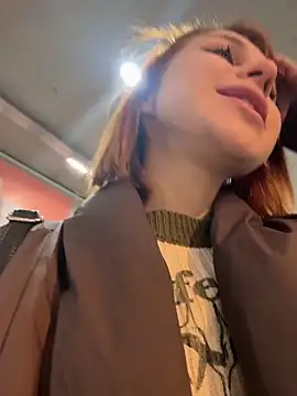 RosieSecretのライブXXXチャット