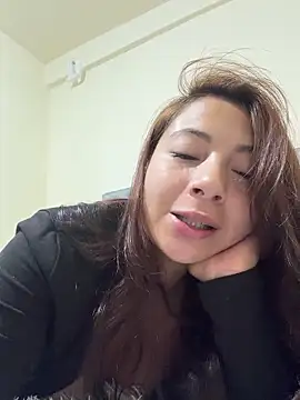 Karlee_Grey1 élő XXX-chatje