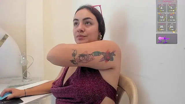 Aghata_gate live XXX chat