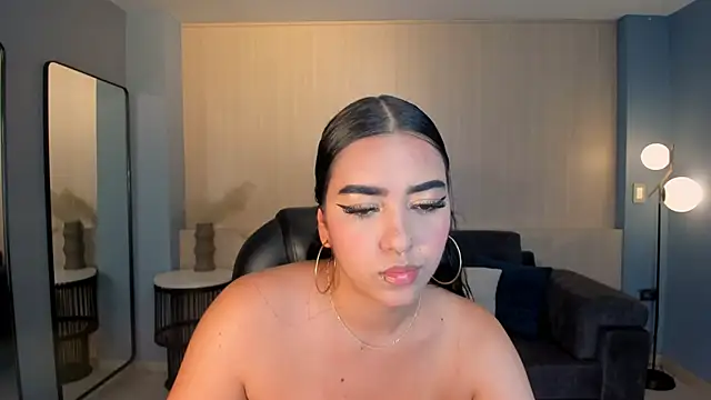 Živý XXX chat SophieLanne