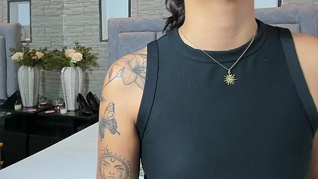 LanaRouse 라이브 XXX 채팅