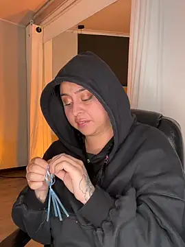 Saarada's Live XXX Chat