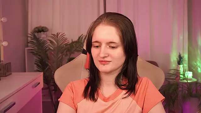 EffieLilium's Live XXX Chat