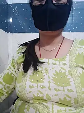 Aishwaryaa_69's Live XXX Chat