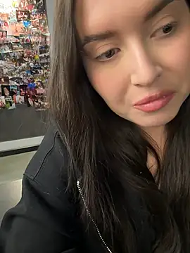 TrishaWinslet Live XXX-Chat