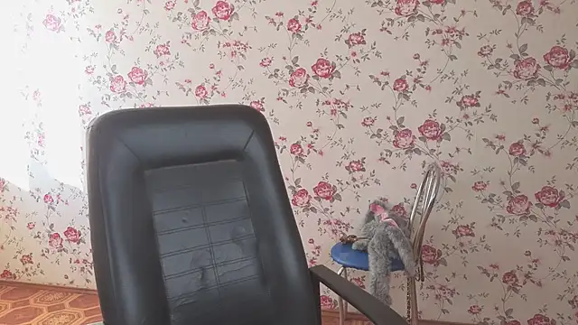 Maya_Mayflower webcam show