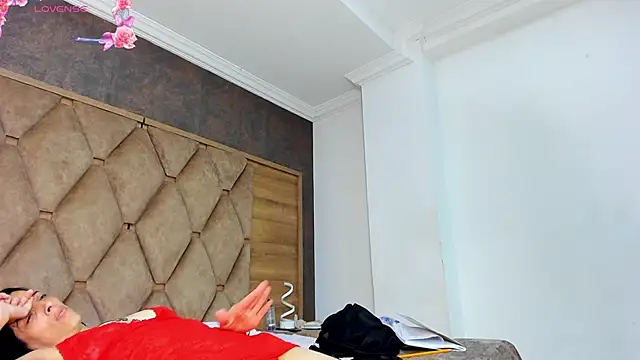 Chatroom XXX en direct de ShaunaDream