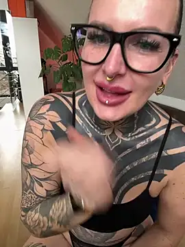 KathaleaNoir's Live XXX Chat