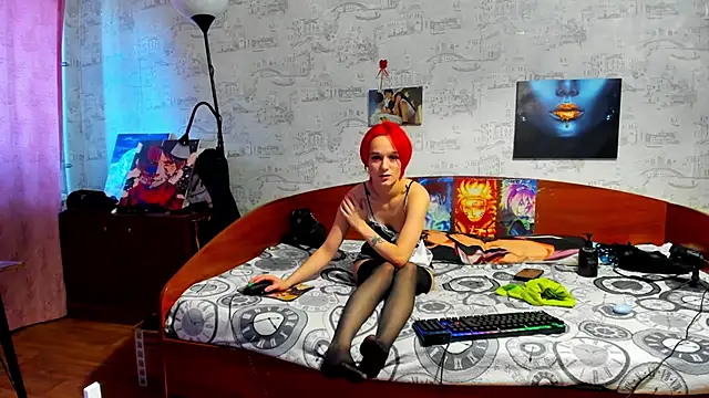 KagamiTayga: διαδικτυακό σόου στην κάμερα