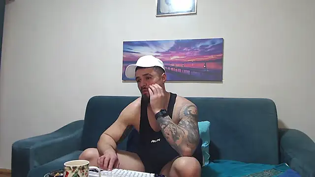 Tiberius_hunk Adlı Modelin Web Kamerası Şovu