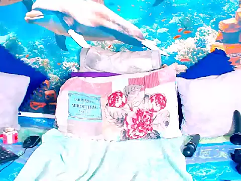 Cherrybootyjoy Adlı Modelin Canlı XXX Sohbeti