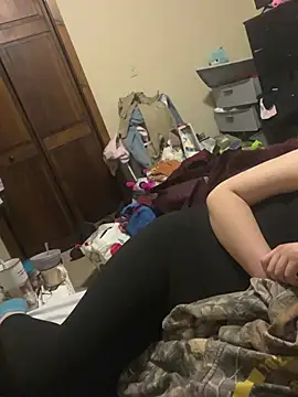 adventuresinsky's Live XXX Chat