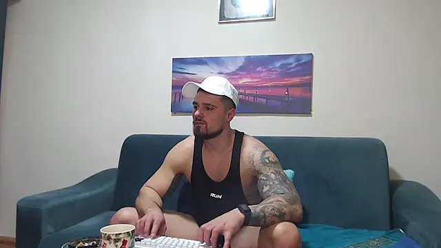 Tiberius_hunk Adlı Modelin Canlı XXX Sohbeti