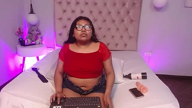 Živý XXX chat Kiri_Black_