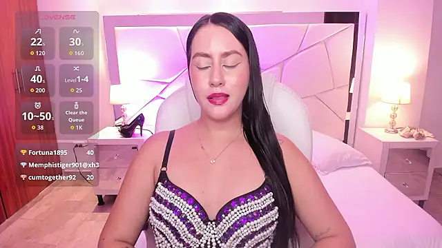 Natasha_Kiim_ Adlı Modelin Canlı XXX Sohbeti