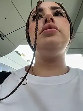 Czat XXX na żywo – KiraSunshine