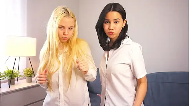 BuffyArdaly live XXX chat