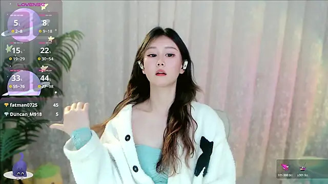 Aimee-520's Live XXX Chat