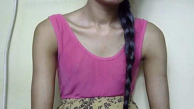 Chatroom XXX en direct de Anu_tiny