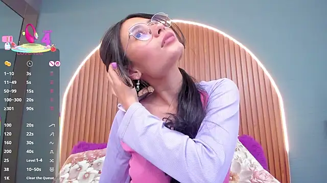 NayeCloud: онлайн-секс-чат