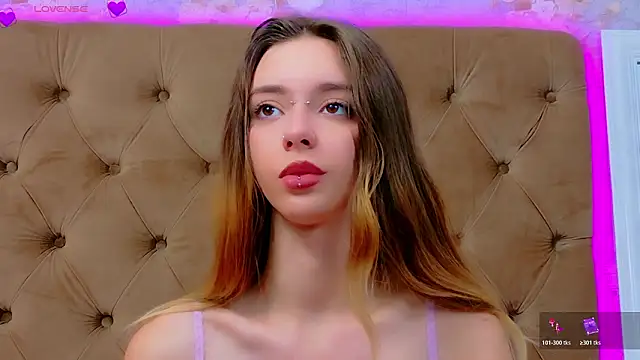 Онлайн чат XXX CoraVex