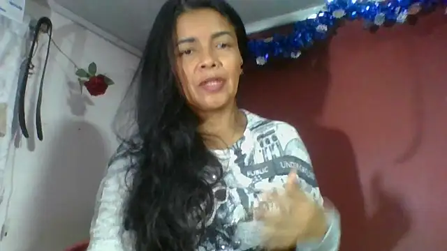 DianaOchoa_ Chat XXX in diretta