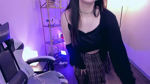 Emily_tender: онлайн-секс-чат