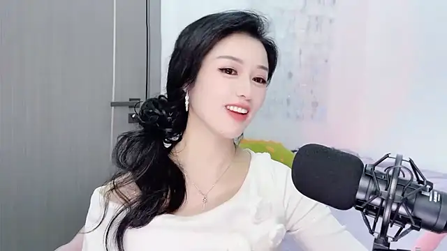 starsqimei Chat XXX live