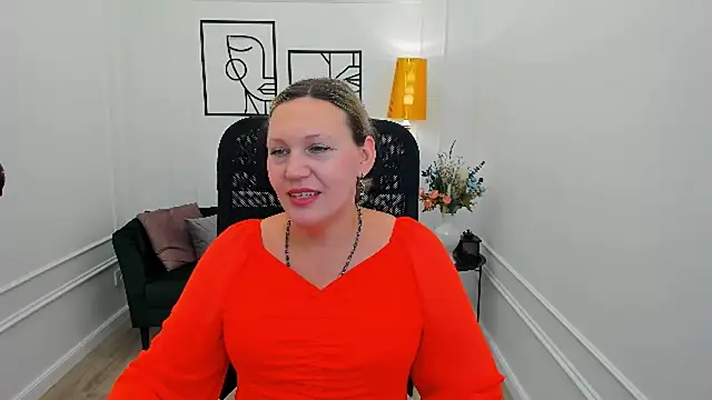 NinaStarle élő XXX-chatje