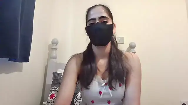 EchoicUlama élő XXX-chatje