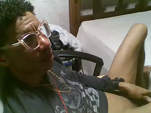 Chatroom XXX en direct de joseee004