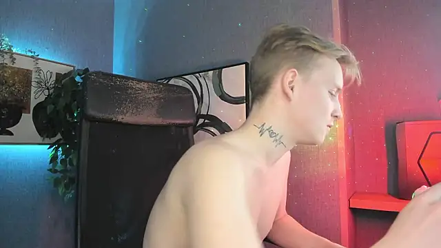 AlexxSweet 现场XXX聊天