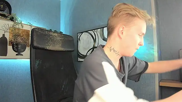 AlexxSweetn Live XXX chat