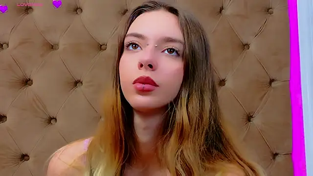 CoraVex Chat XXX live