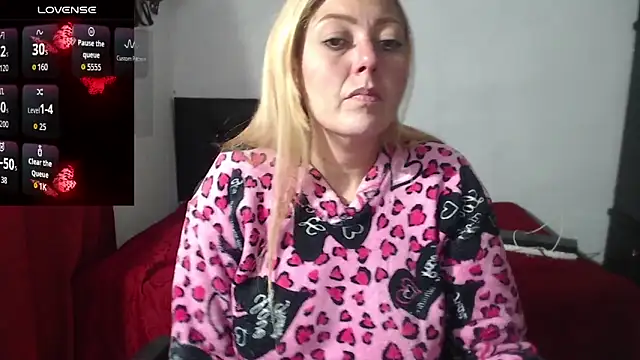 elizabeth_clint: απευθείας συνομιλία ΧΧΧ