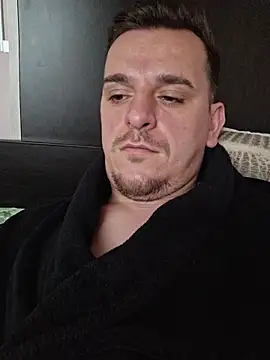 Webkamerová show Huge_cock22cm